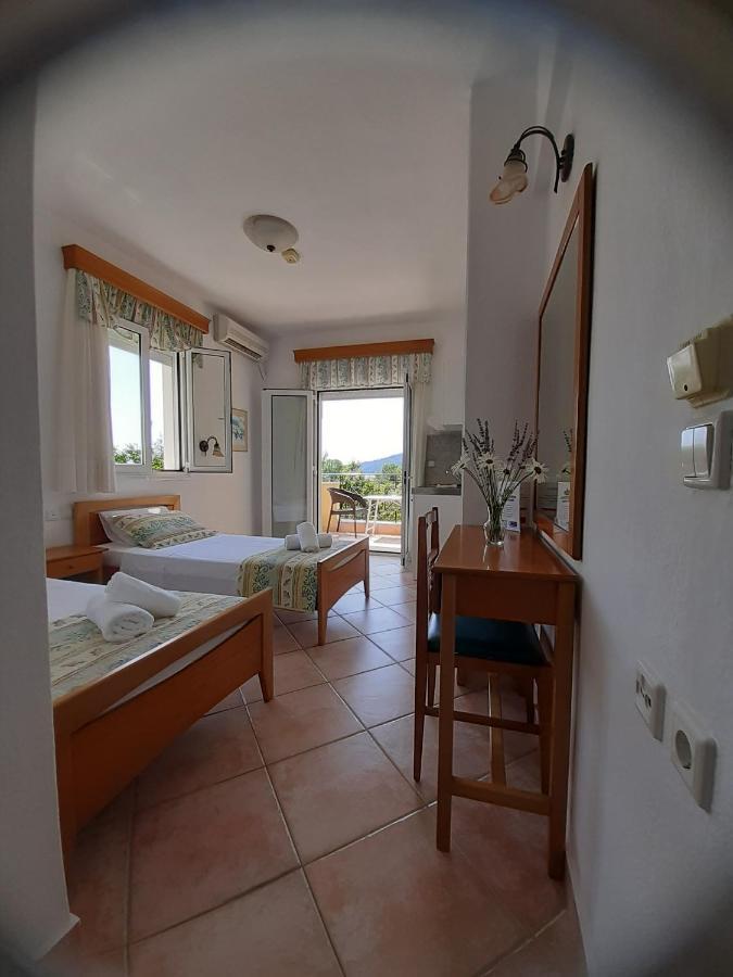 Nostos Studios Golden Beach Chrysi Ammoudia Buitenkant foto